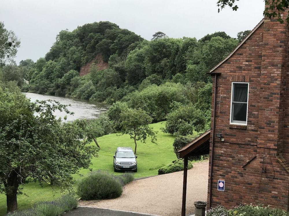 Severnside Bed & Breakfast Great Malvern Buitenkant foto